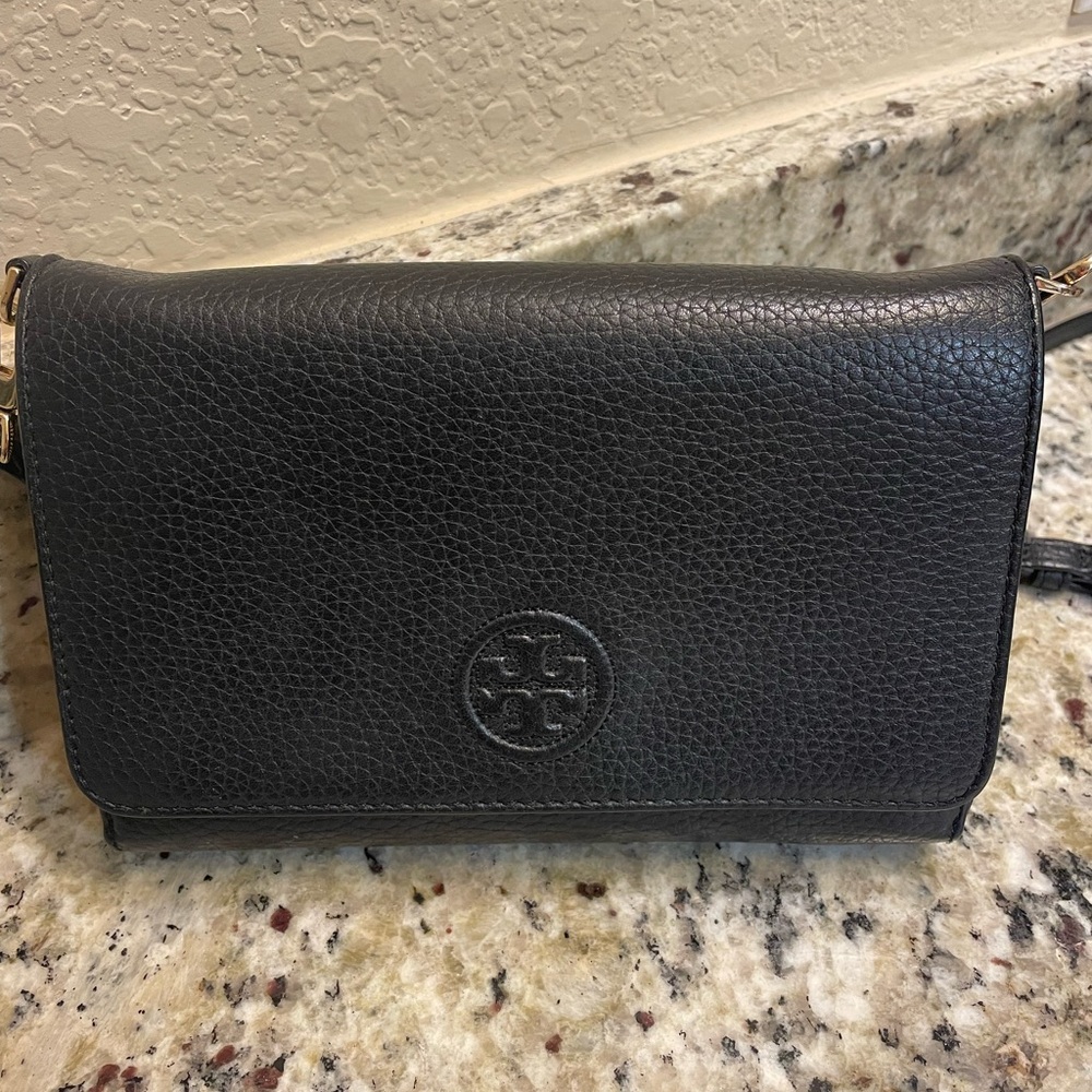 Tory Burch Black Leather Wallet Crossbody